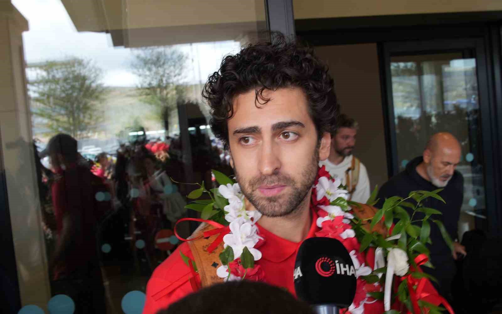 Furkan Korkmaz: "12 Dev Adam ruhunu hem yaşadık hem yaşattık"
