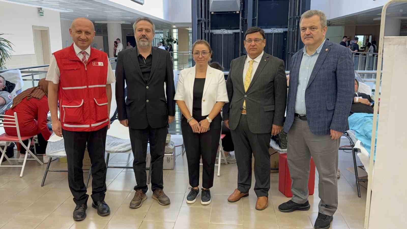 Samsun Adliyesi’nde Kızılay’a kan bağışı kampanyası