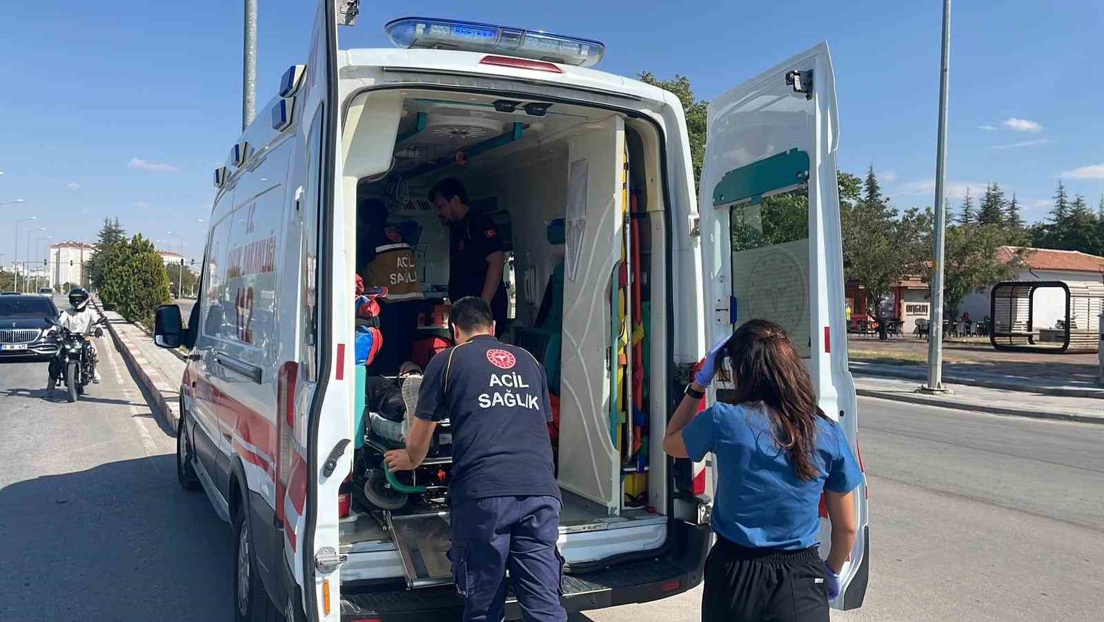 Karaman’da devrilen motosikletin sürücüsü yaralandı