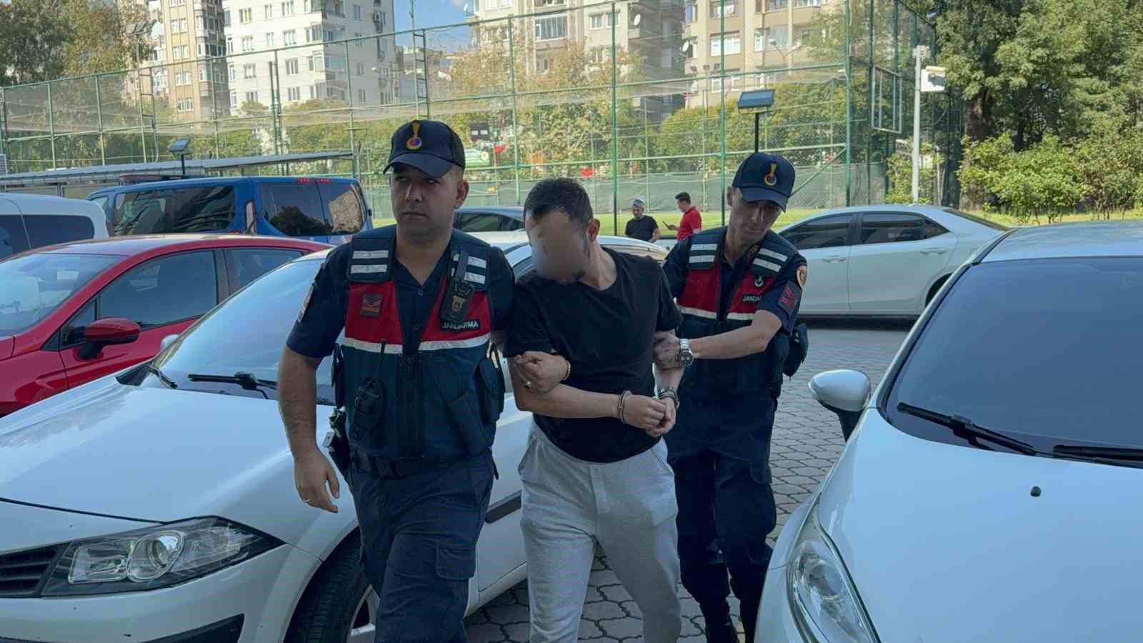 Ailesini tehdit eden ağabeyini KADES uygulamasıyla yakalattı
