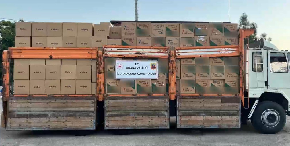 Adana’da 5,5 milyon sahte bandrollü makaron ele geçirildi: 2 gözaltı