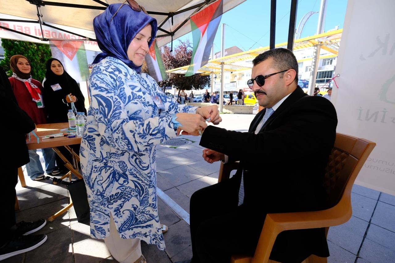 Akdağmadeni Belediyesi’nden Filistin’e manevi destek