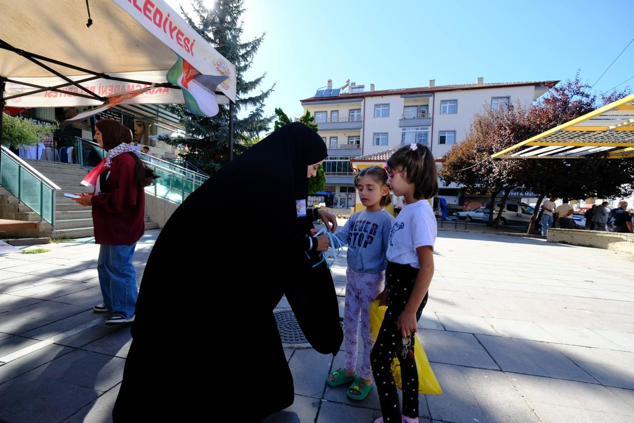 Akdağmadeni Belediyesi’nden Filistin’e manevi destek
