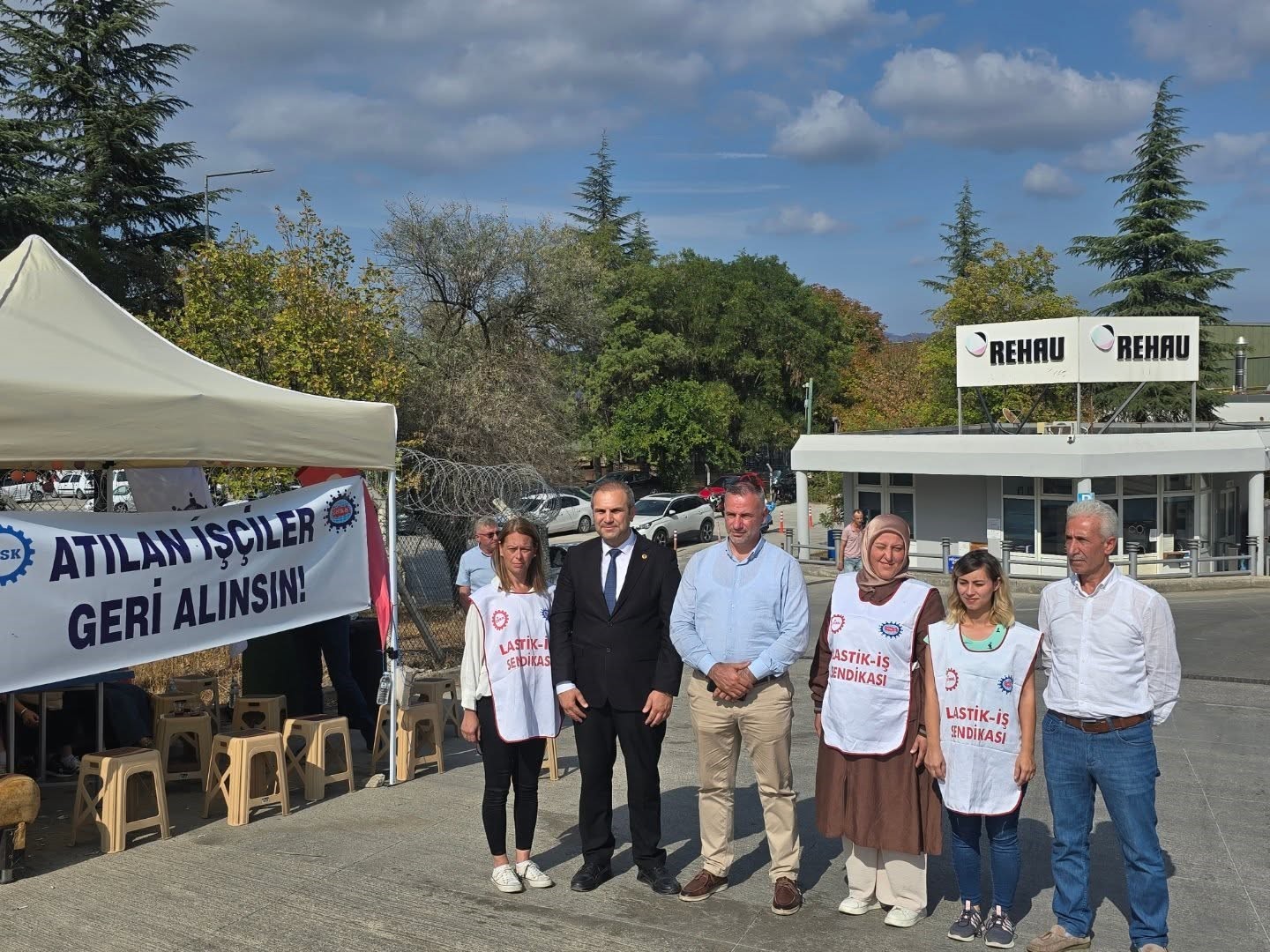 REHAU iş&ccedil;ilerine Başkan Dilsiz&rsquo;den destek
