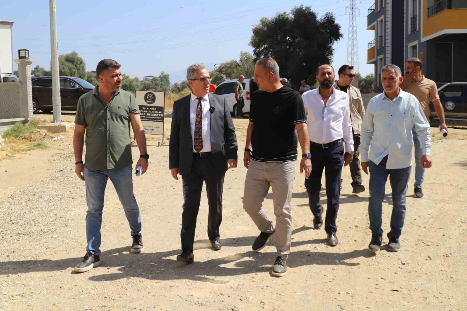 Nazilli Belediyesi Yıldıztepe&rsquo;de yol yenileme &ccedil;alışmalarına başladı
