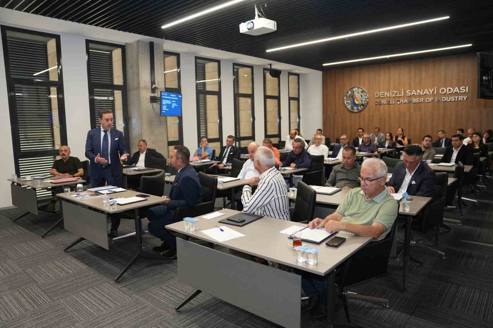 Başkan Kasapoğlu; "Denizli, Ağustos ihracatının yüzde 5,5 artışla 409 milyon dolara ulaştı"