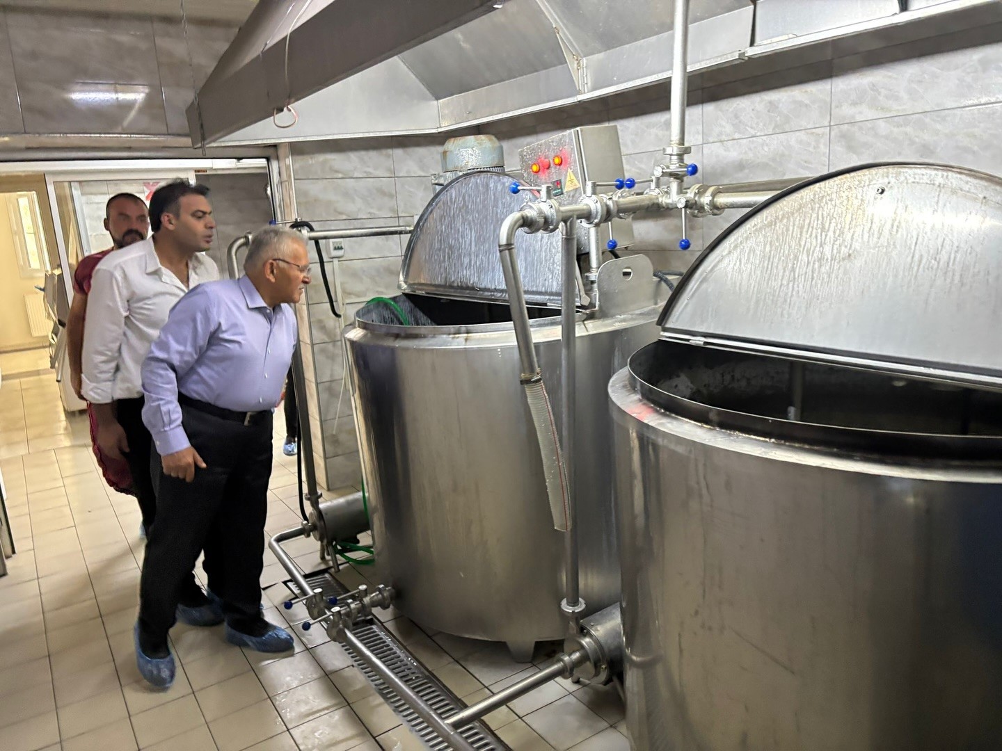 Başkan B&uuml;y&uuml;kkılı&ccedil;&rsquo;tan H&uuml;rmet&ccedil;i&rsquo;de manda yetiştiriciliğine destek ziyareti
