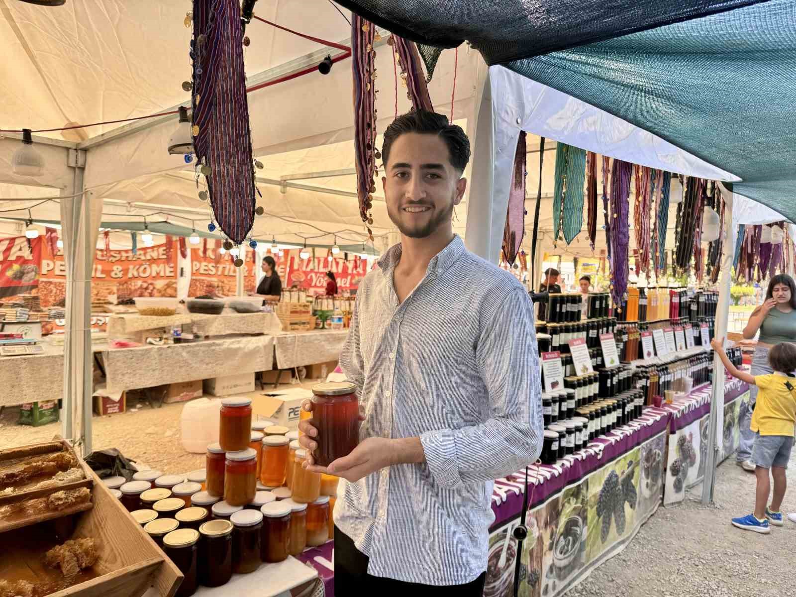 Mardin’de ‘Yöresel Ürünler Fuarı’ başladı