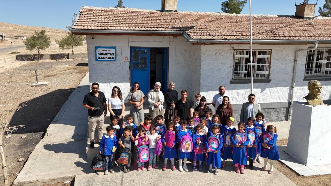 Suriye sınırının sıfır noktasında eğitime destek