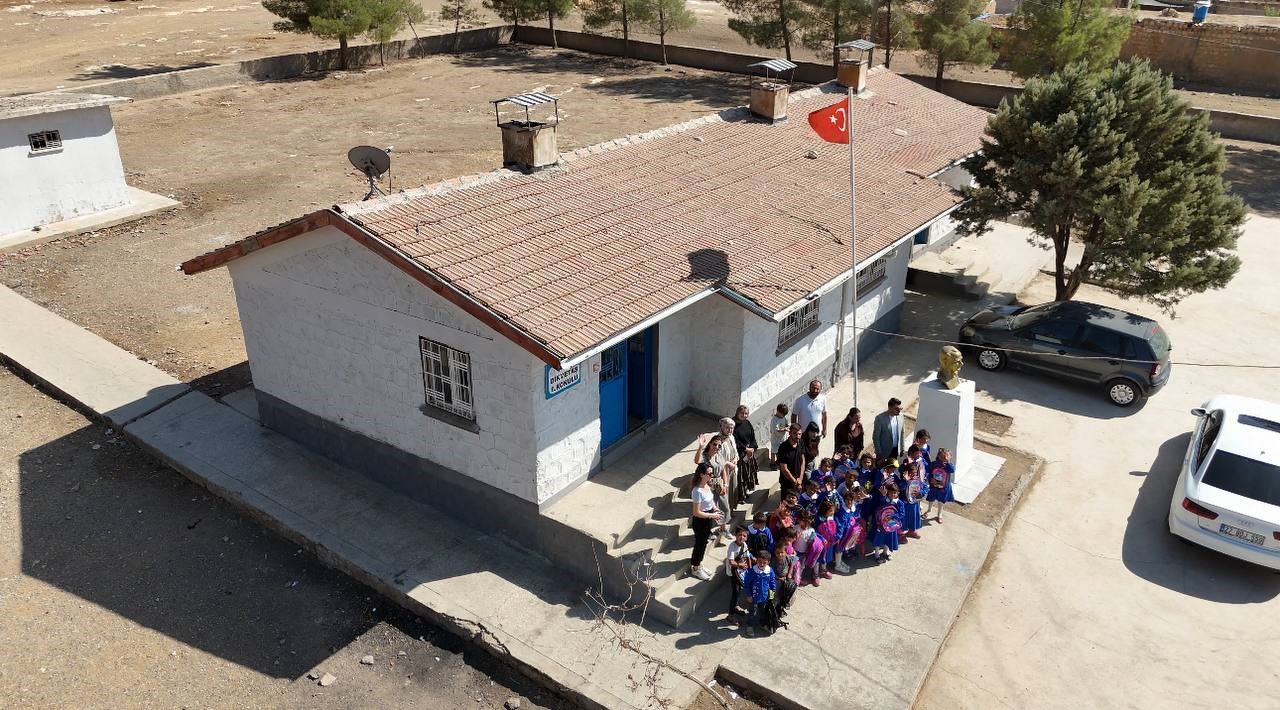 Suriye sınırının sıfır noktasında eğitime destek
