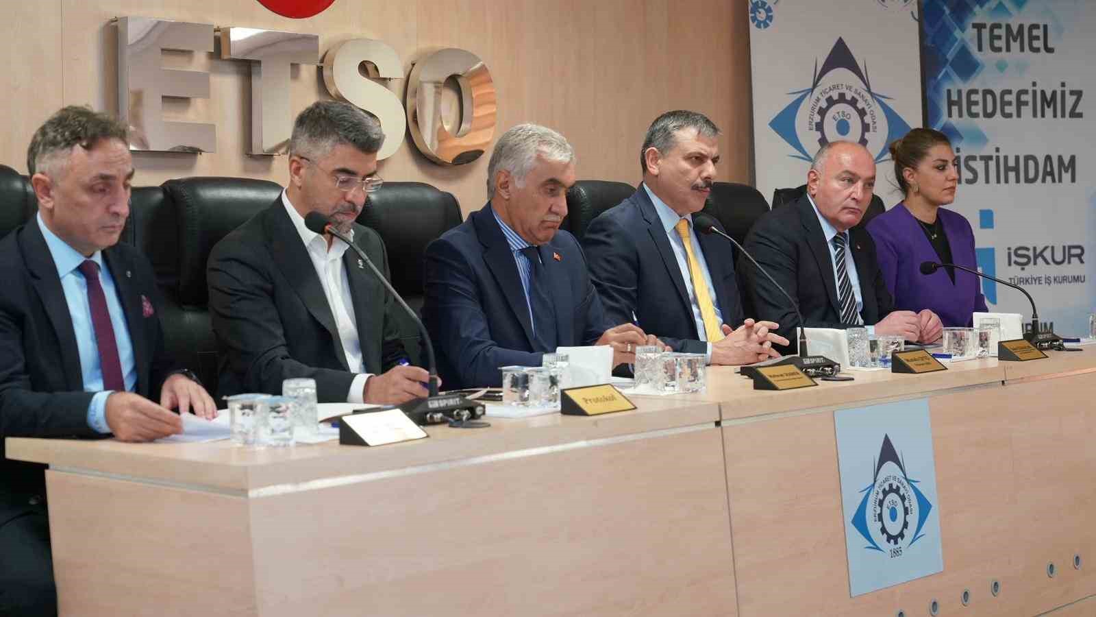 ETSO ile İŞKUR&rsquo;dan kadın istihdamına pozitif ayrımcılık protokol&uuml;
