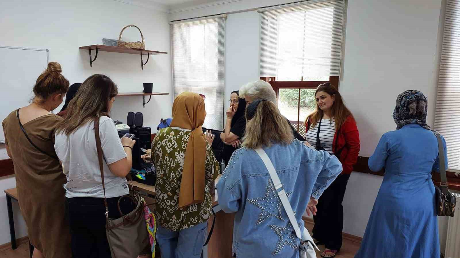 SAMEK kurslarına yoğun ilgi: İlk g&uuml;nden 5 bin başvuru yapıldı
