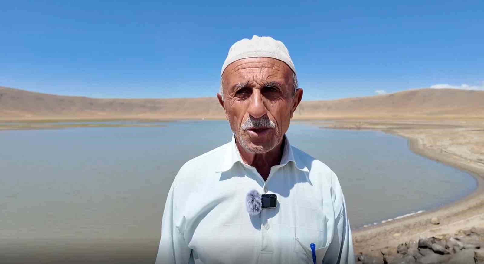 Tehlike arz eden baraj k&ouml;yl&uuml;leri tedirgin ediyor
