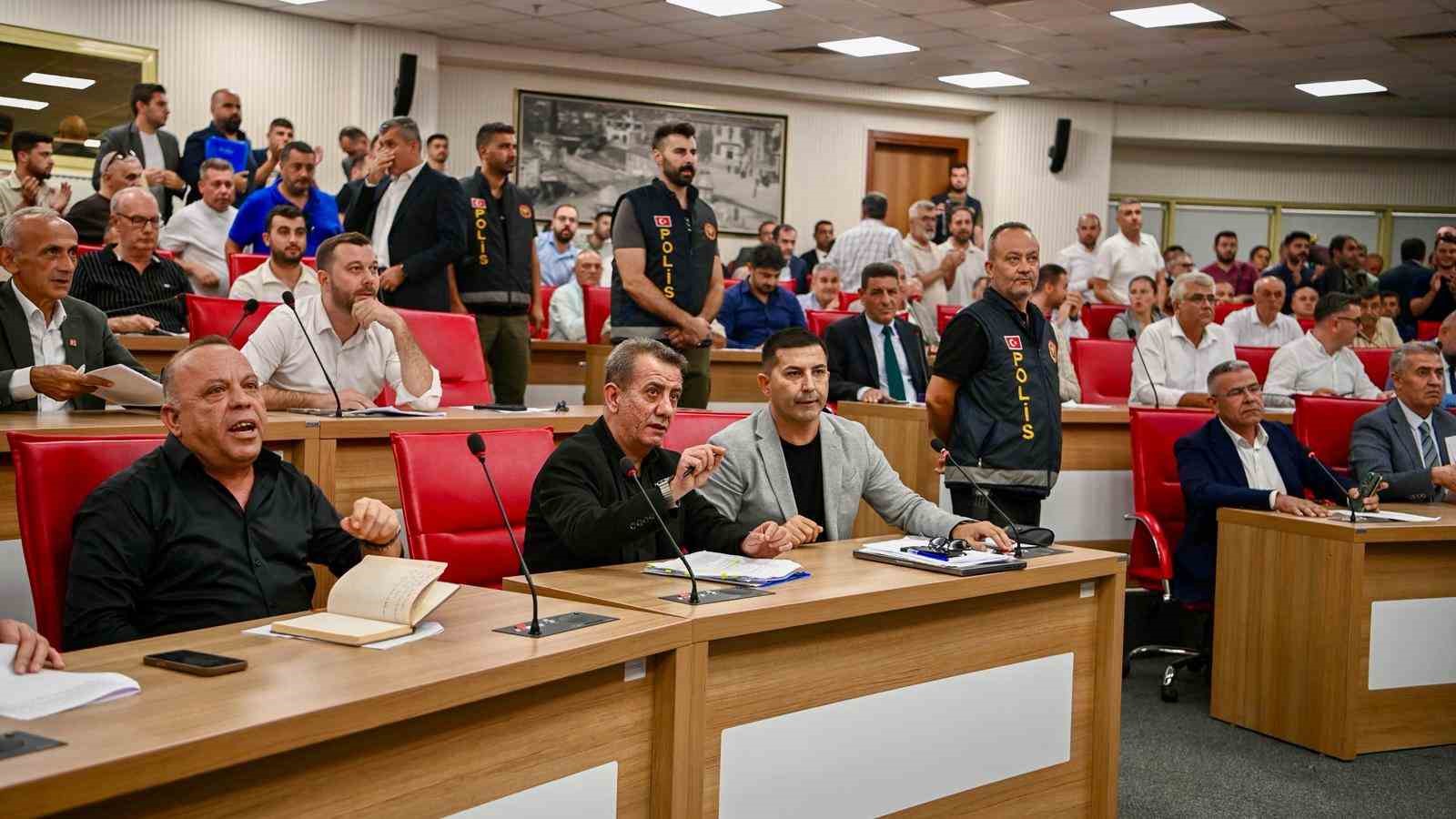 Başkan G&uuml;nel: "CHP Grubu&rsquo;nun iradesi Aydın&rsquo;a hizmet i&ccedil;indir"

