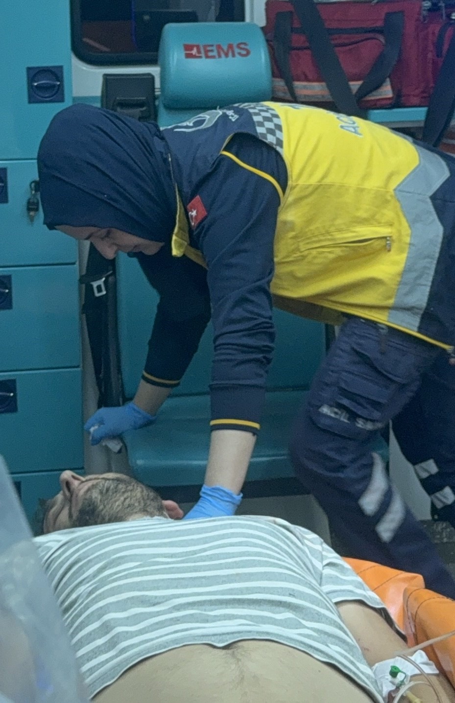 Samsun&rsquo;da geceleyin sokak ortasında silahlı saldırı: 3 yaralı
