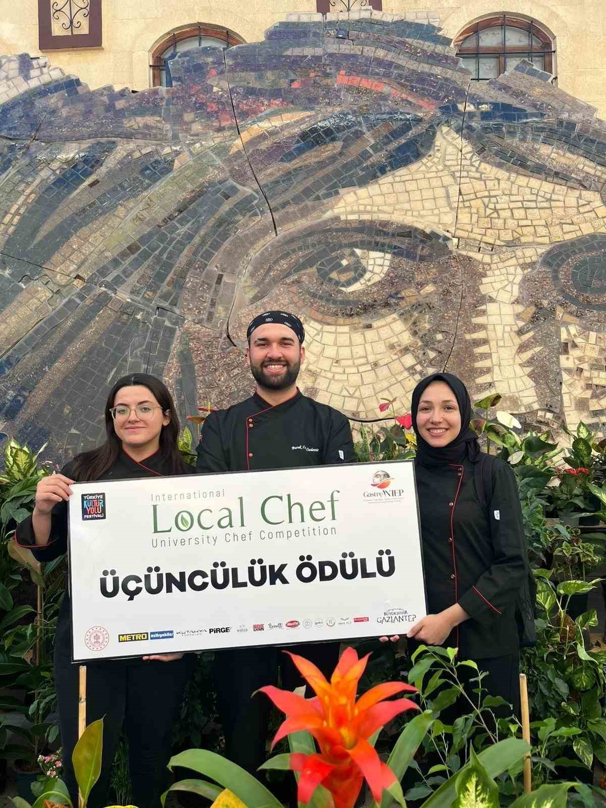 GİBT&Uuml; &ouml;ğrencileri, Gastroantep şef yarışması&rsquo;nda b&uuml;y&uuml;k başarı elde etti
