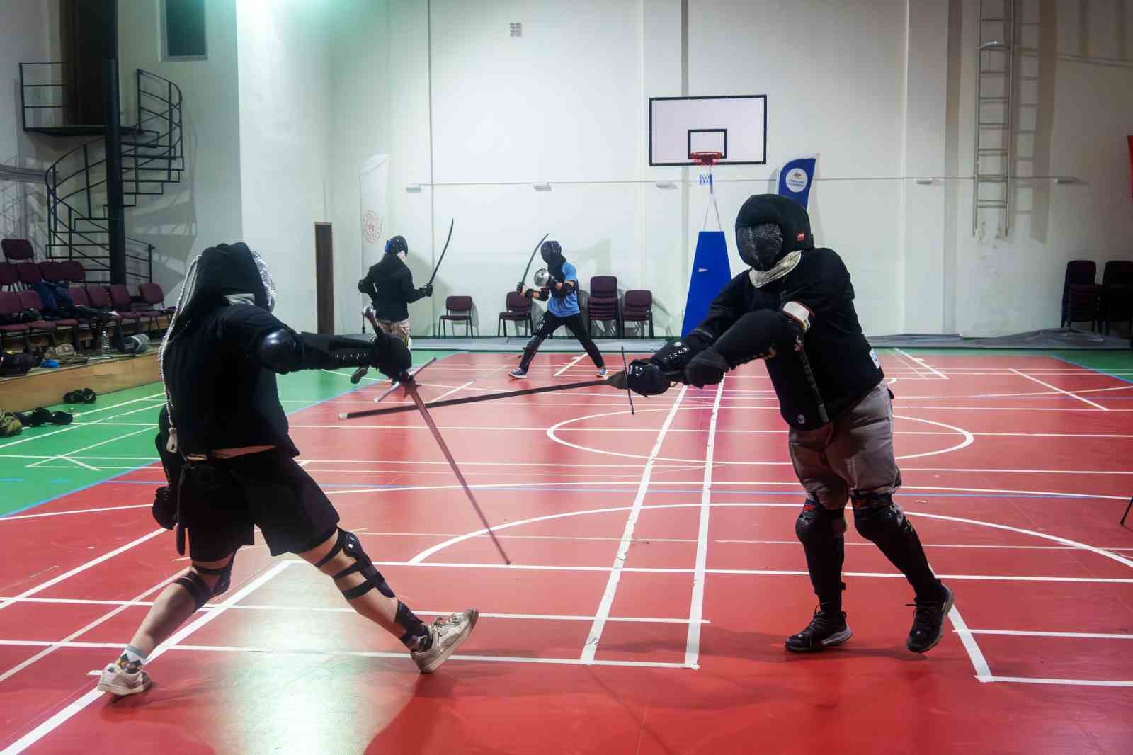 Eskişehir’de tarihi savaş sanatını yaşatıyorlar