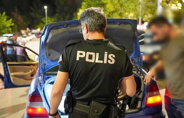 Isparta’da 16 araç ve sürücüsüne idari para cezası