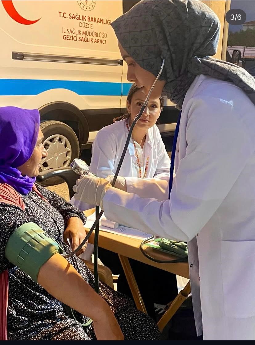 Mevsimlik tarım iş&ccedil;ileri sağlık kontrol&uuml;nden ge&ccedil;ti
