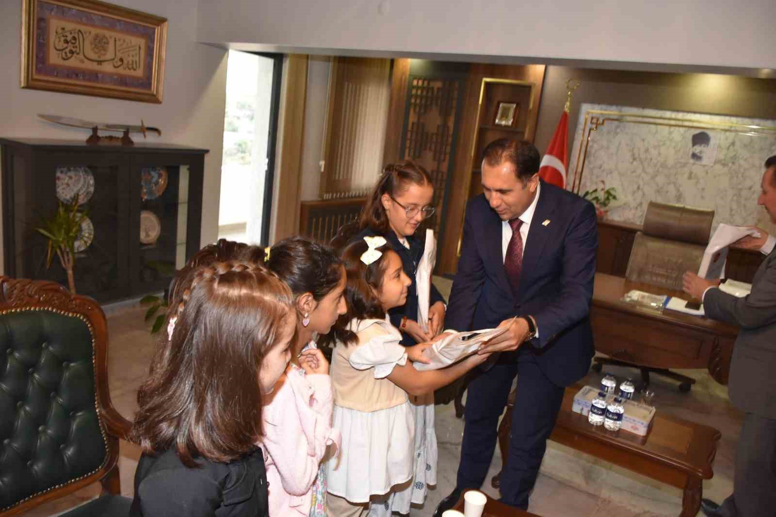 Bilecik&rsquo;te &ccedil;ocuk evlerinde Kuran-ı Kerim sevinci
