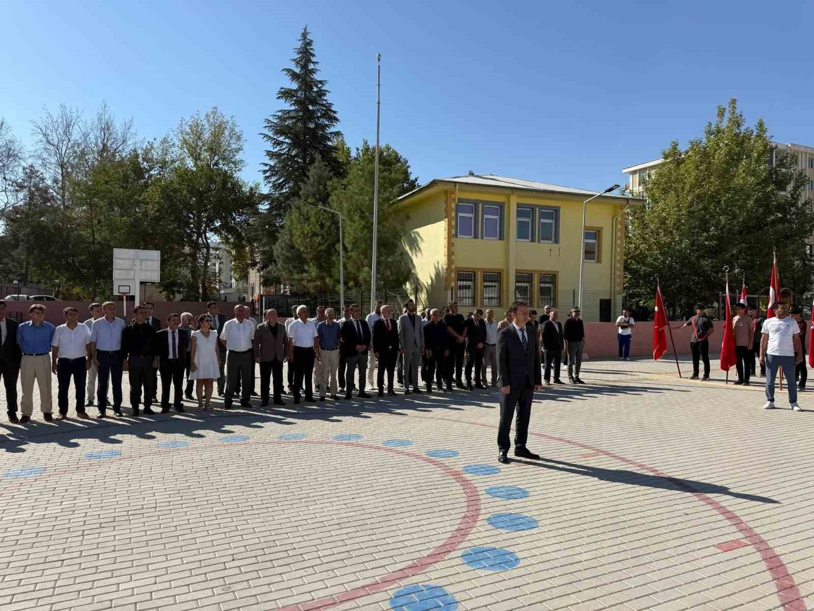 Gölbaşı’nda ilköğretim haftası coşkuyla kutlandı