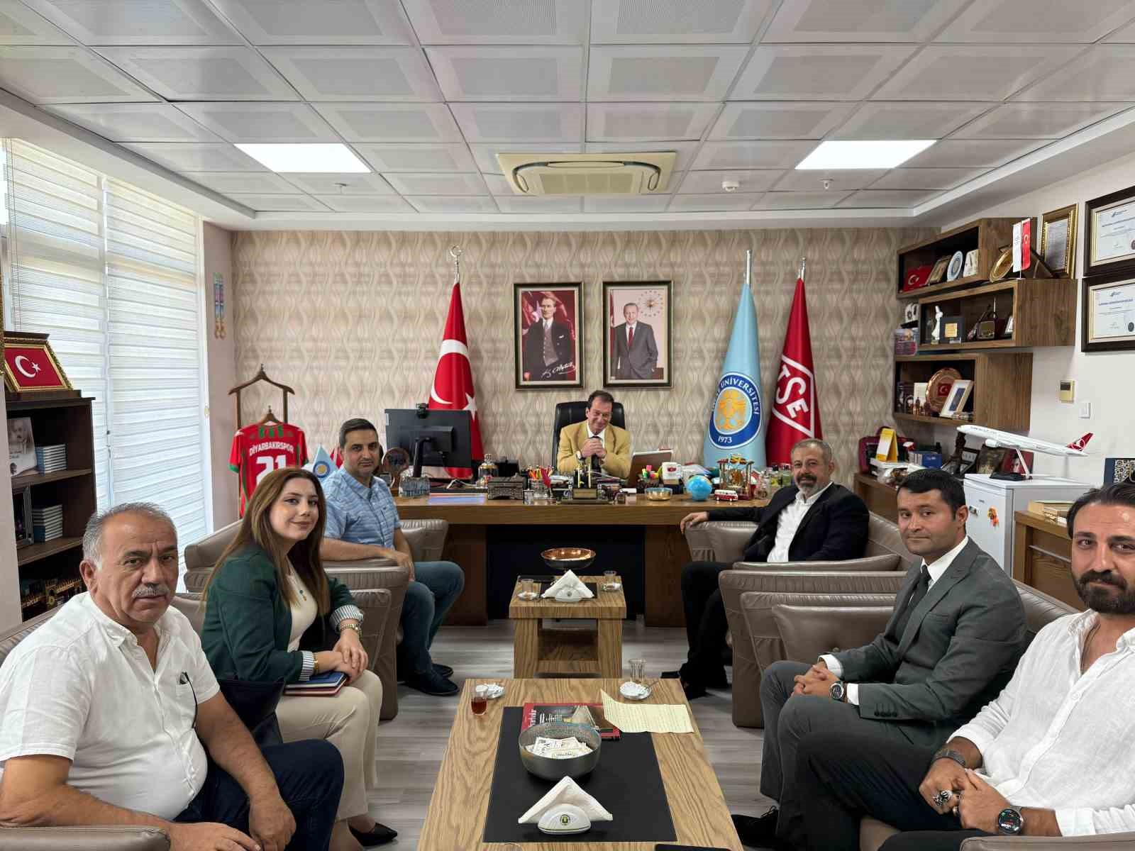 DİKO Başkanı Yüksel: "Dicle Üniversitesi’nde Kuyumculuk ve Takı Tasarımı Bölümü’nün açılması için rektörümüzden talepte bulunduk"