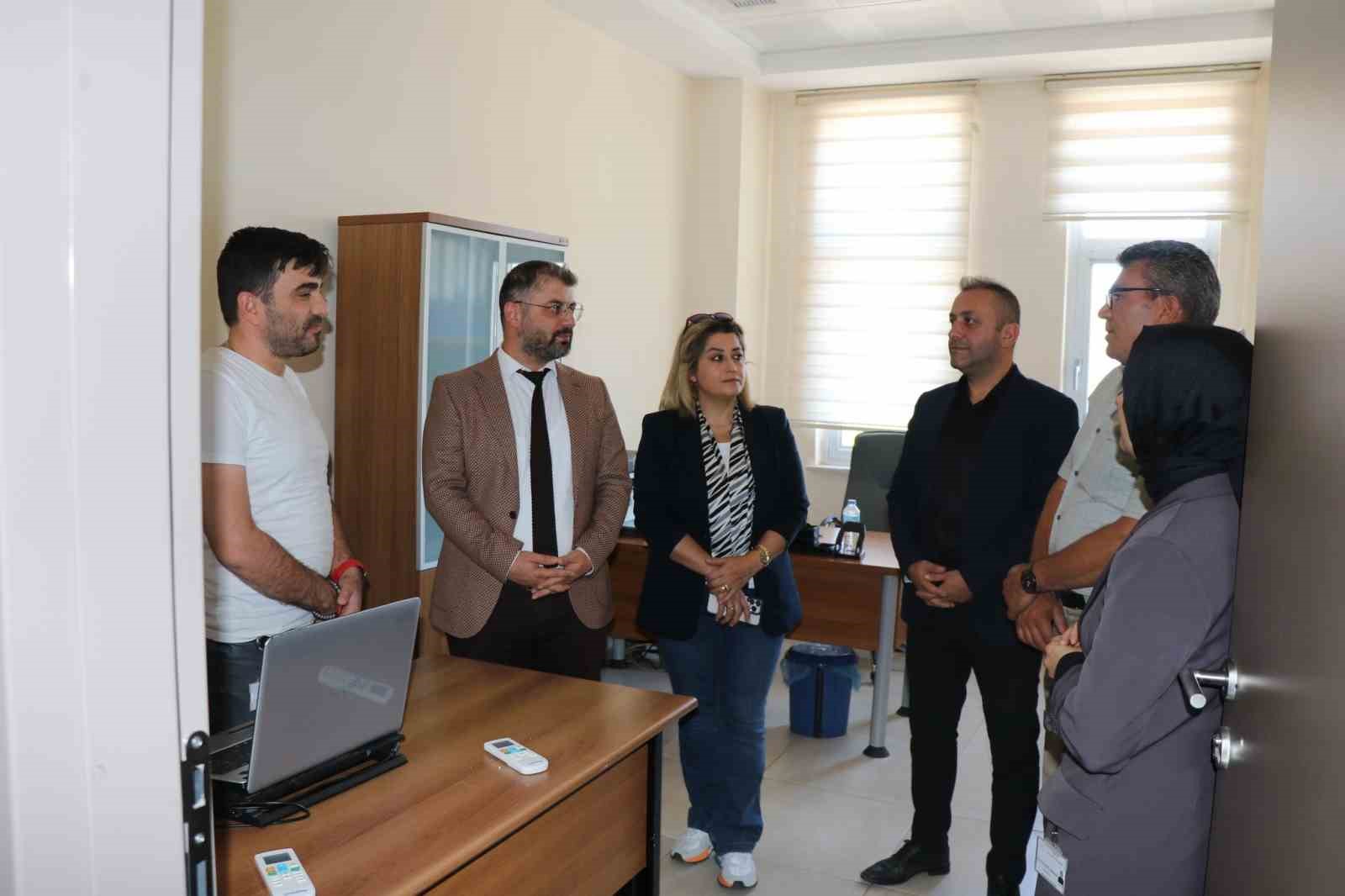 Demirözü İlçe Devlet Hastanesinde incelemeler yapıldı