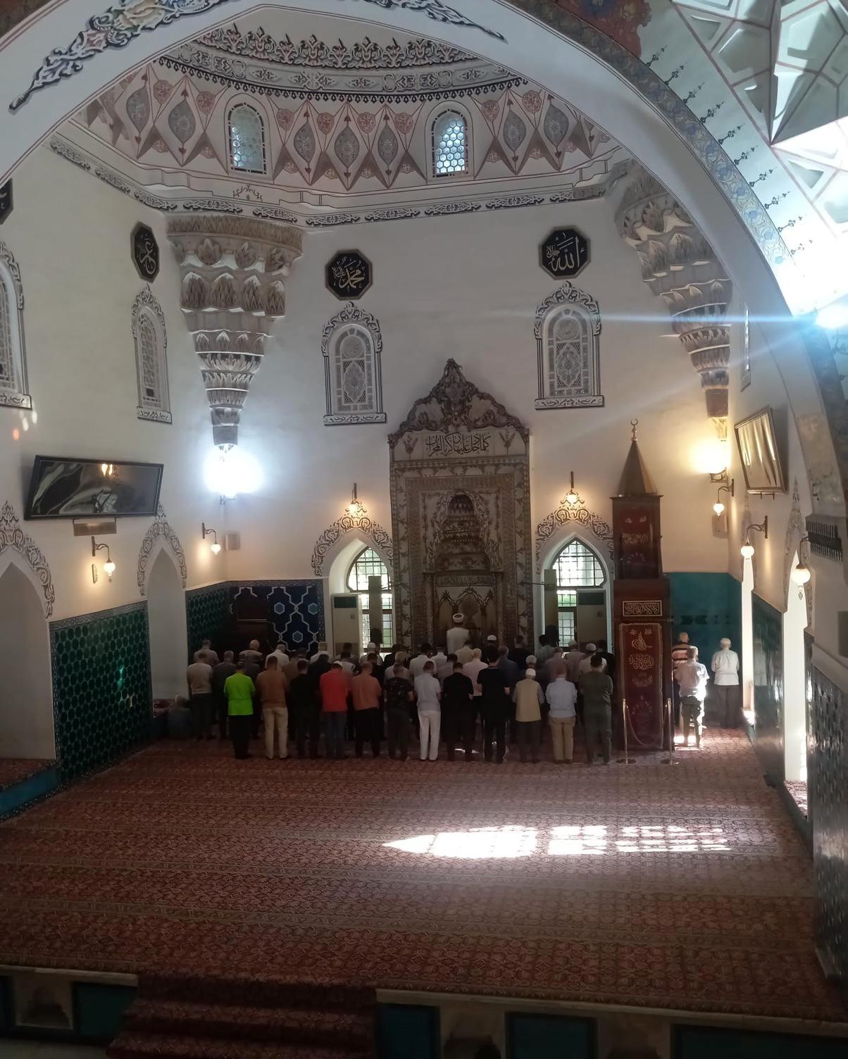 Engelli bireyler Muradiye K&uuml;lliyesi&rsquo;nde
