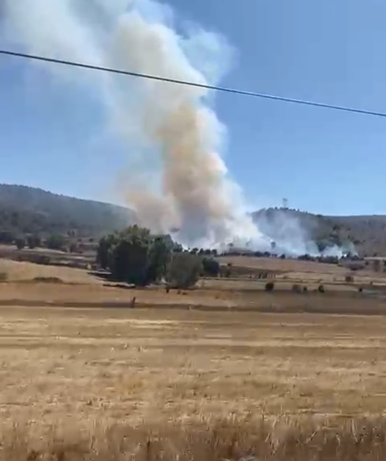 Tokat’ta metrelerce yükselen dumanlar kilometrelerce uzaktan görüldü
