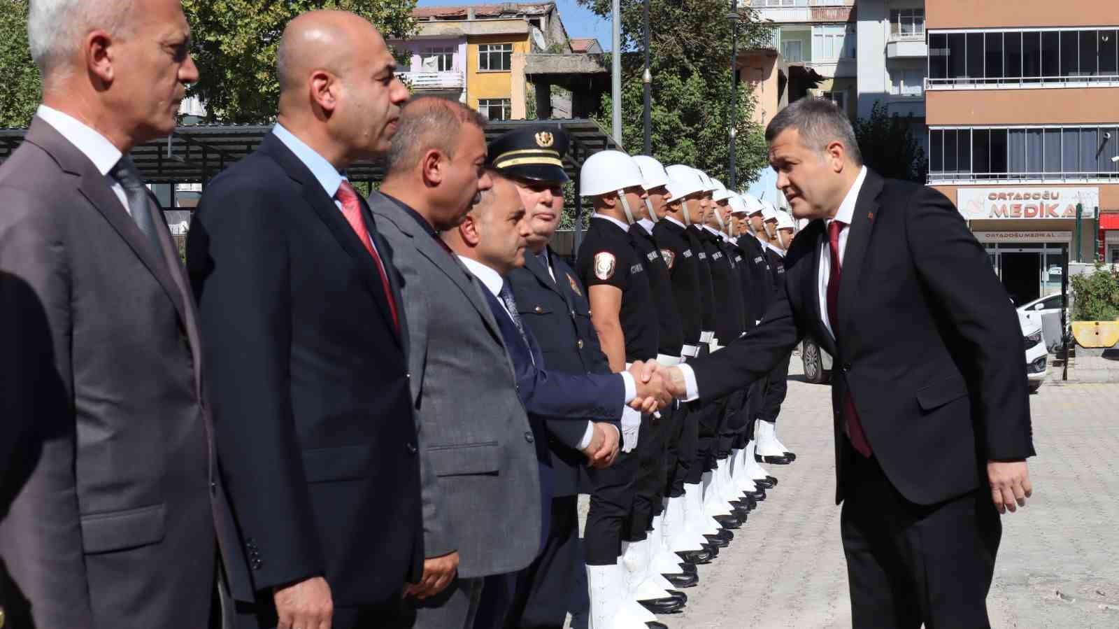 Malatya Emniyet M&uuml;d&uuml;rl&uuml;ğ&uuml;&rsquo;nde devir teslim yapıldı
