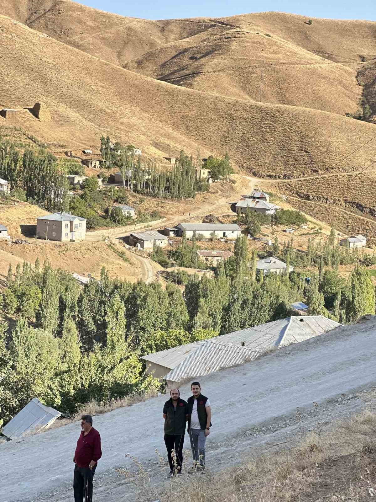 Y&uuml;ksekova&rsquo;da bal hasadı başladı
