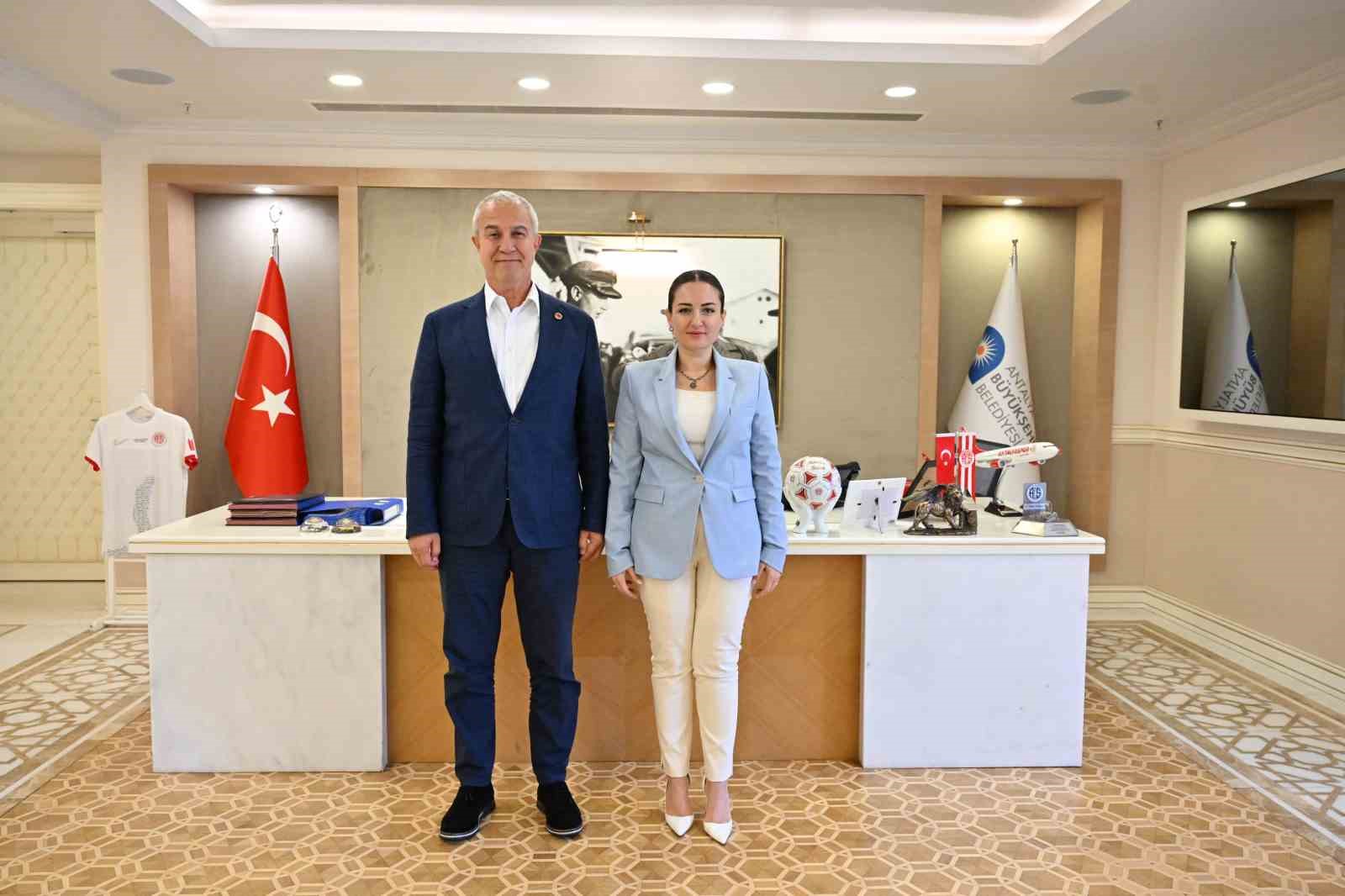 Başkan Vekili &Ouml;zdemir: "Antalya&rsquo;mızı ortak akıl ve iş birliğiyle geleceğe taşıyacağız"
