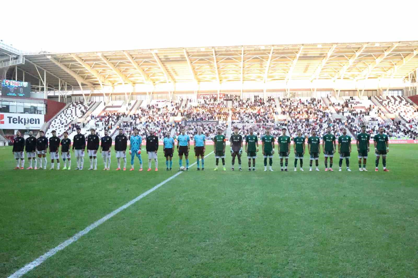 Ziraat T&uuml;rkiye Kupası: Elazığspor: 2 - 12 Bing&ouml;lspor: 3
