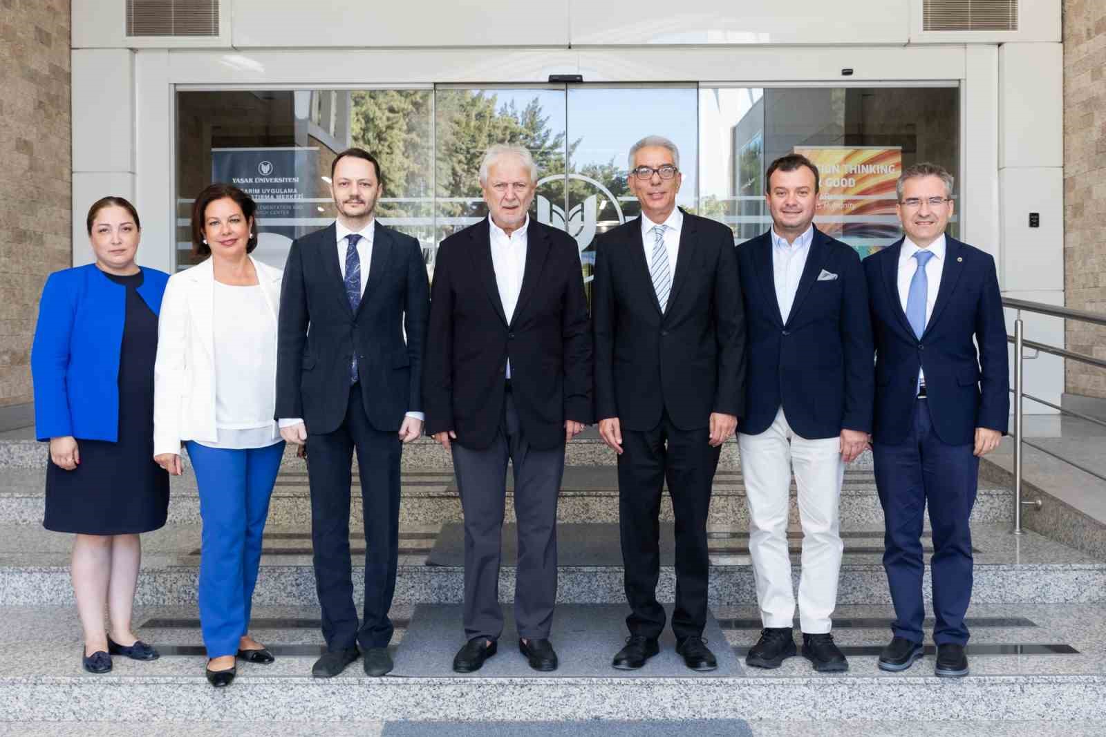 Yaşar &Uuml;niversitesi ve EBSO&rsquo;dan &ouml;rnek &uuml;niversite-sanayi iş birliği
