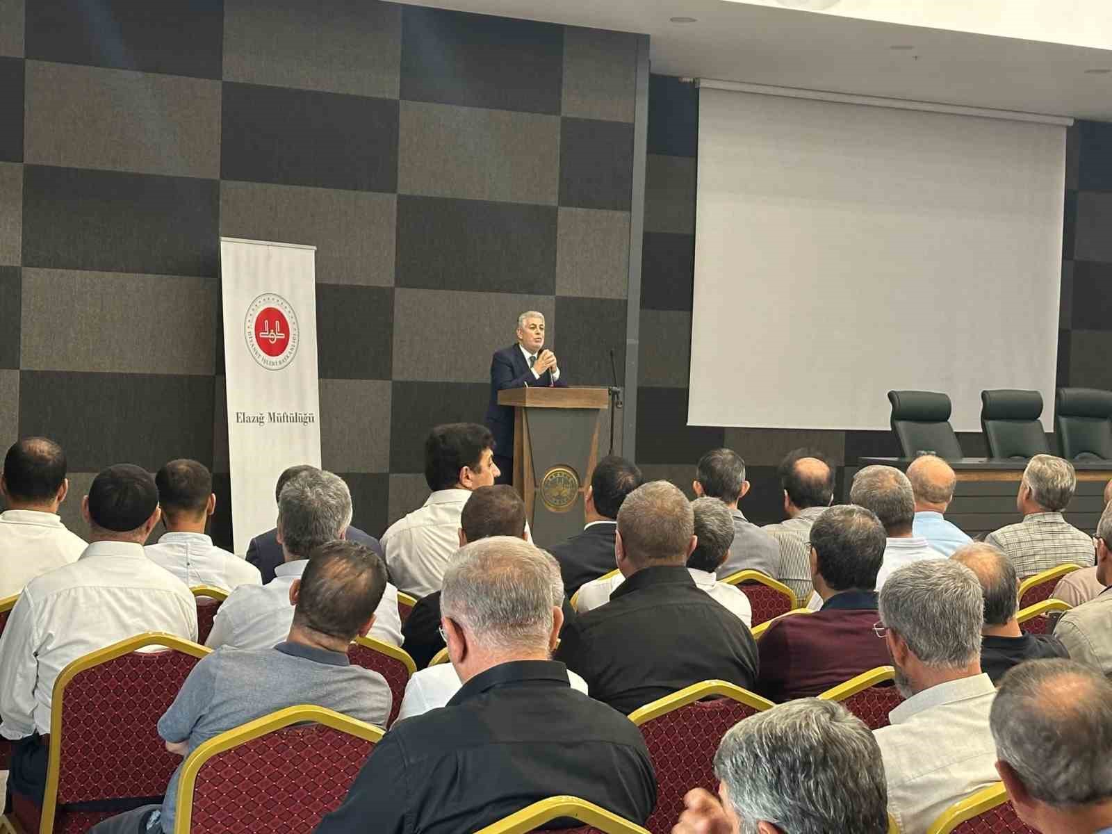 Elazığ’da cami görevlileri toplantısı
