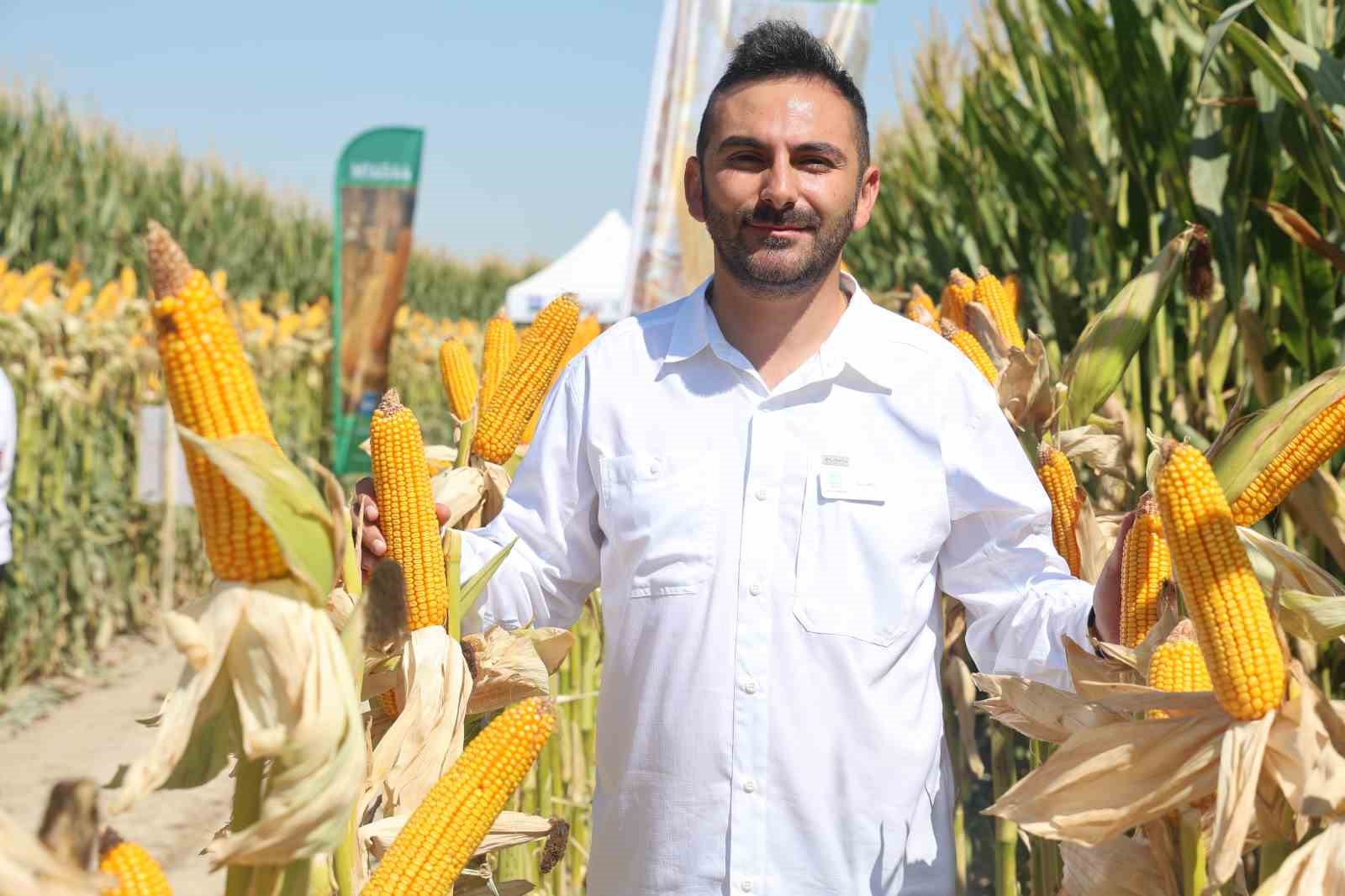 Yeni hibrit mısır &ccedil;eşitleri Konya&rsquo;da &ccedil;ift&ccedil;ilere tanıtıldı
