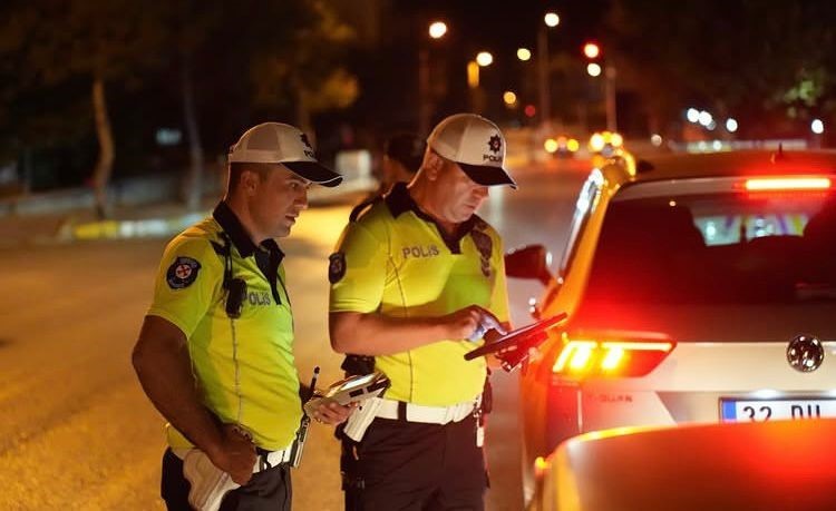 Isparta&rsquo;da huzur denetiminde 350 kişi sorgulandı
