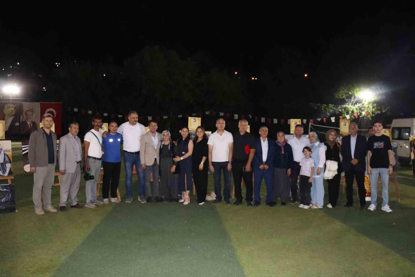 29. Uluslararası Karacaoğlan Aşıklar Bayramı&rsquo;nda aşıklar sazlarıyla kulakların pasını sildi
