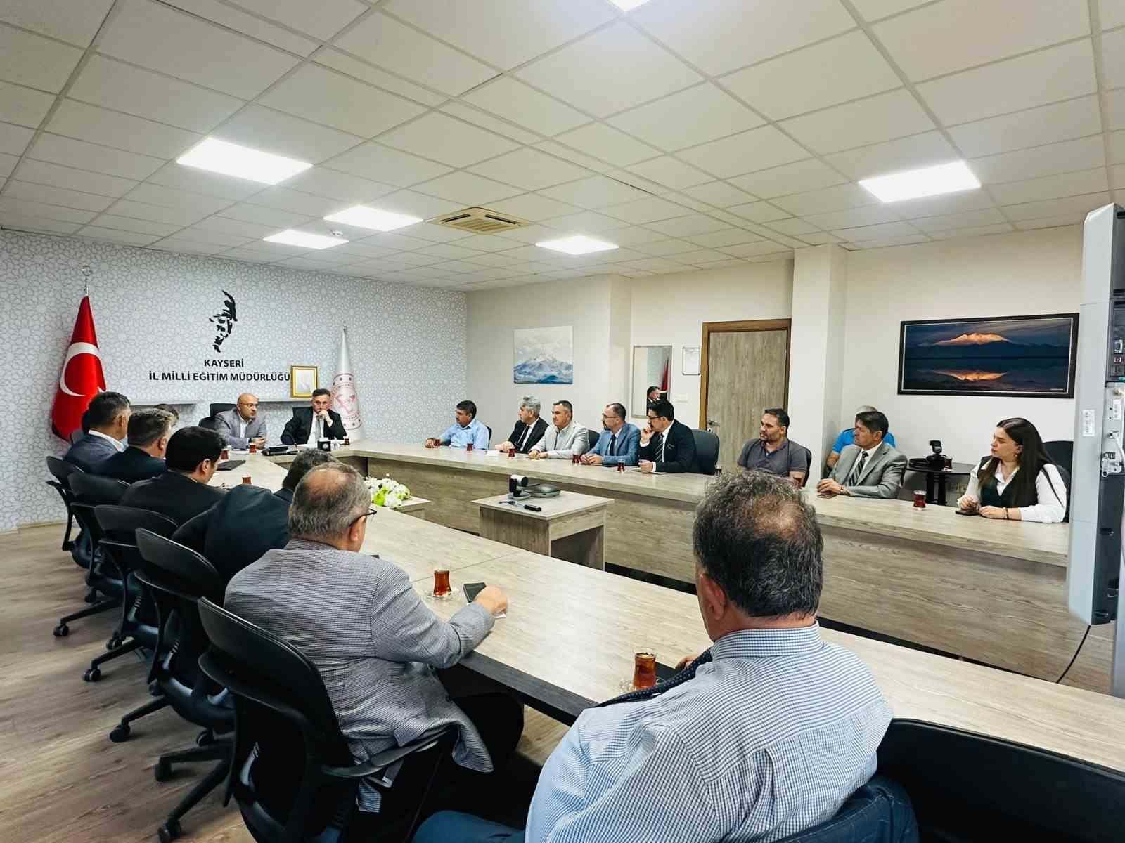 Kayseri&rsquo;ye mesleki eğitimde &rsquo;Altın Madalya&rsquo;
