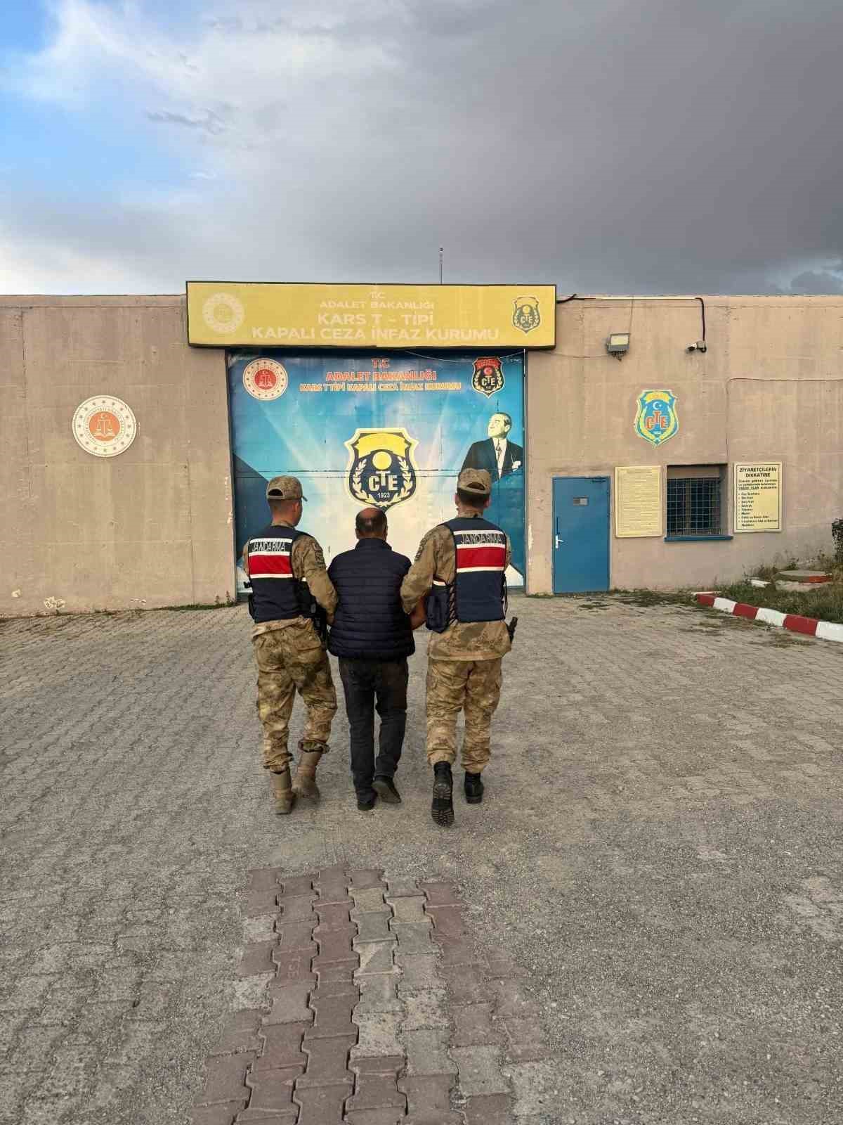 Kars’ta 4 yıl hapis cezası bulunan 1 kişi yakalandı