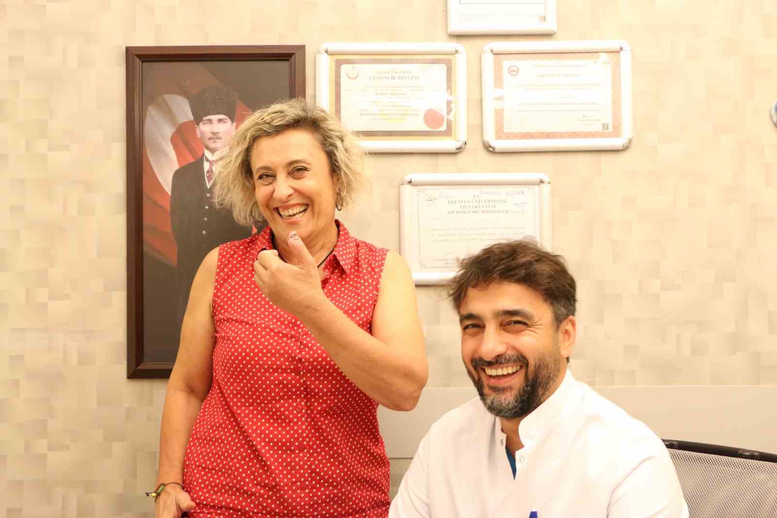 Teknede kopan parmak ameliyatla kurtarıldı