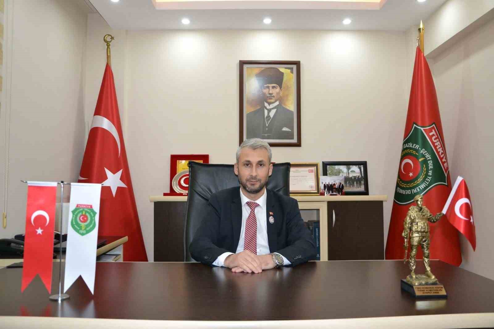 Yaşayan kahramanlar anılacak
