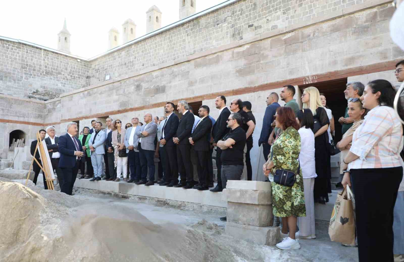 Melikgazi Belediyesi&rsquo;nin vizyon projesi "G&ouml;n Han", Kent Konseyi&rsquo;ni ağırladı
