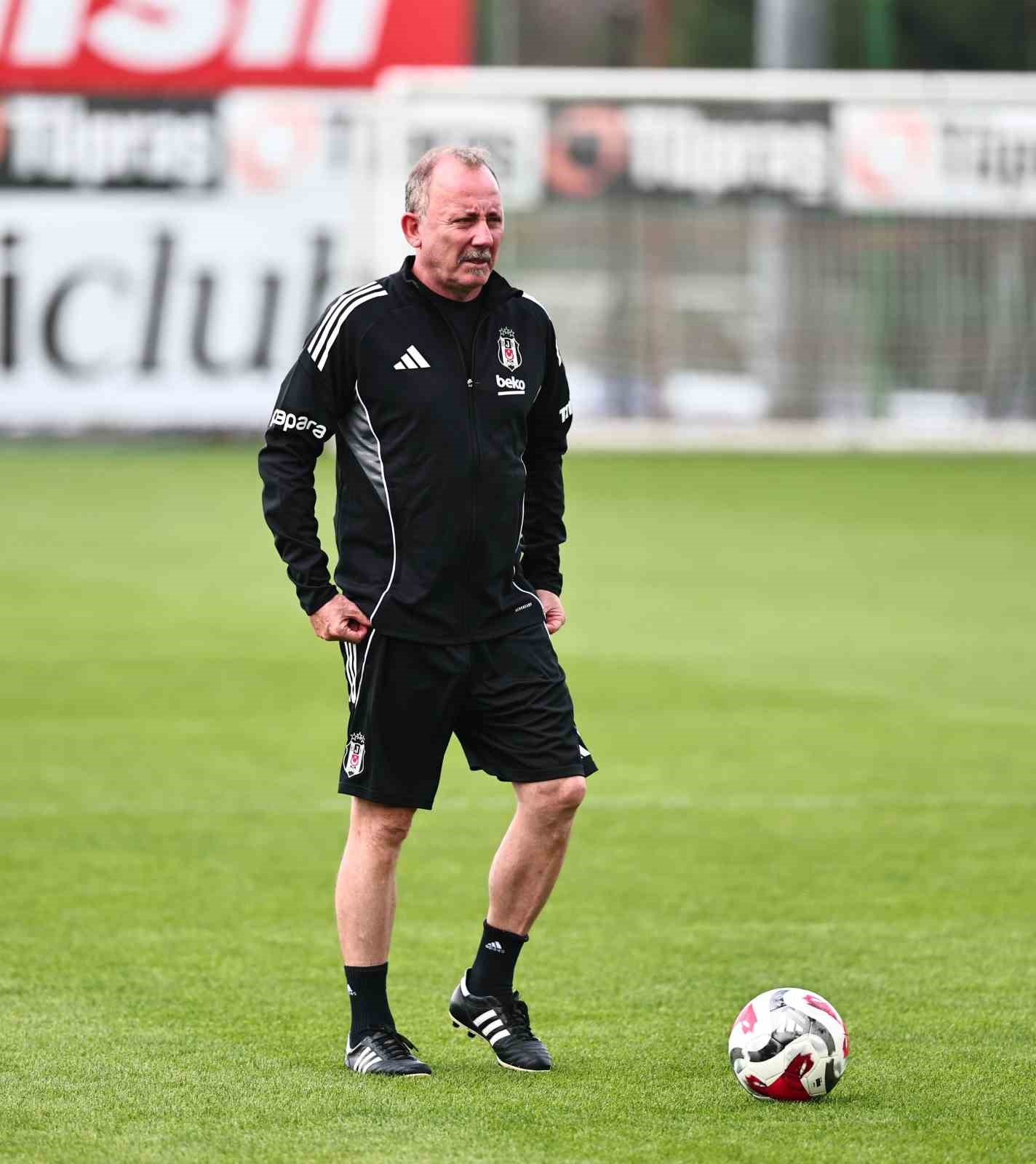 Beşiktaş’ta, Göztepe maçının hazırlıkları tamamlandı
