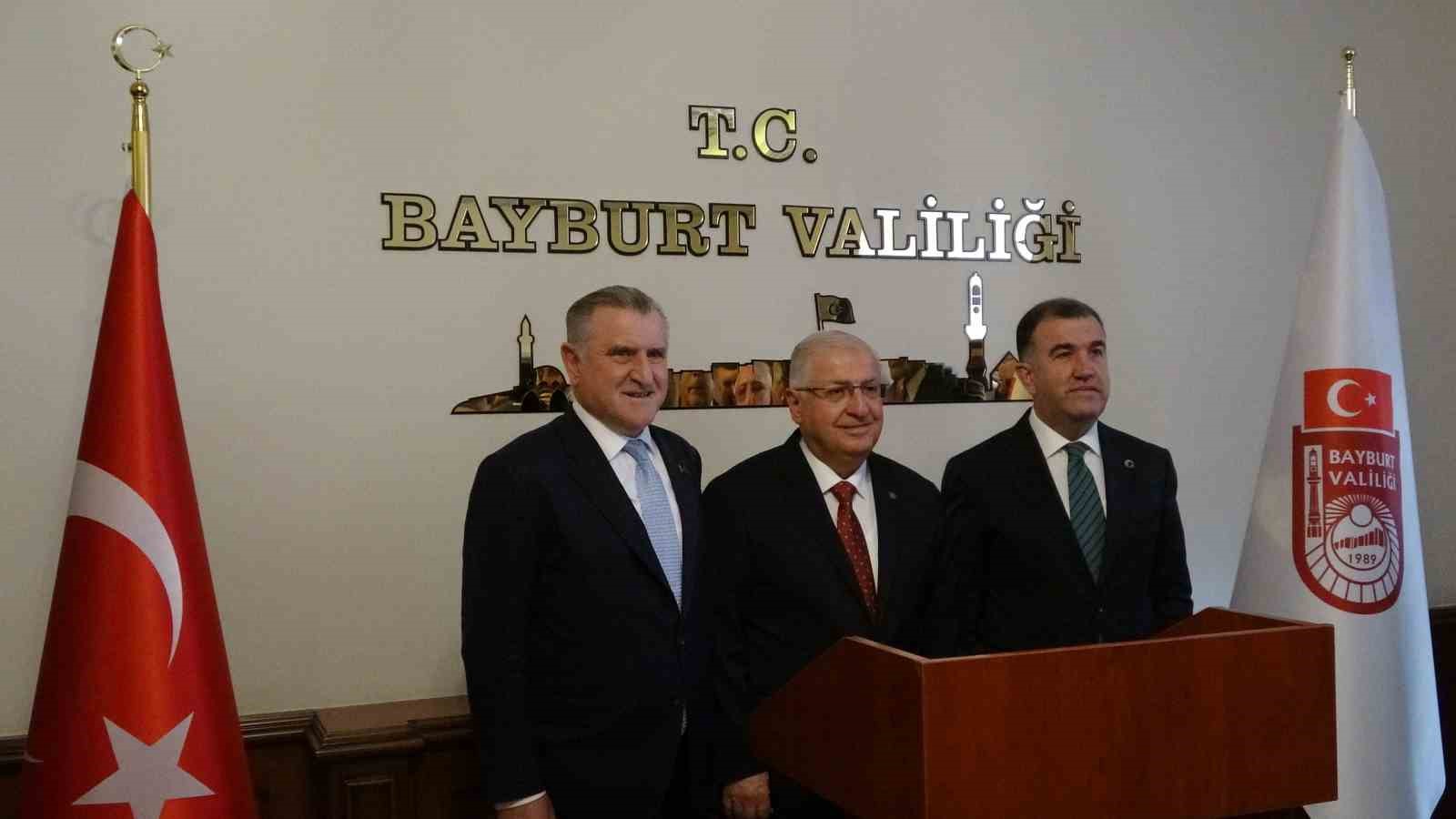 Bakan Güler ve Bakan Bak Bayburt’ta
