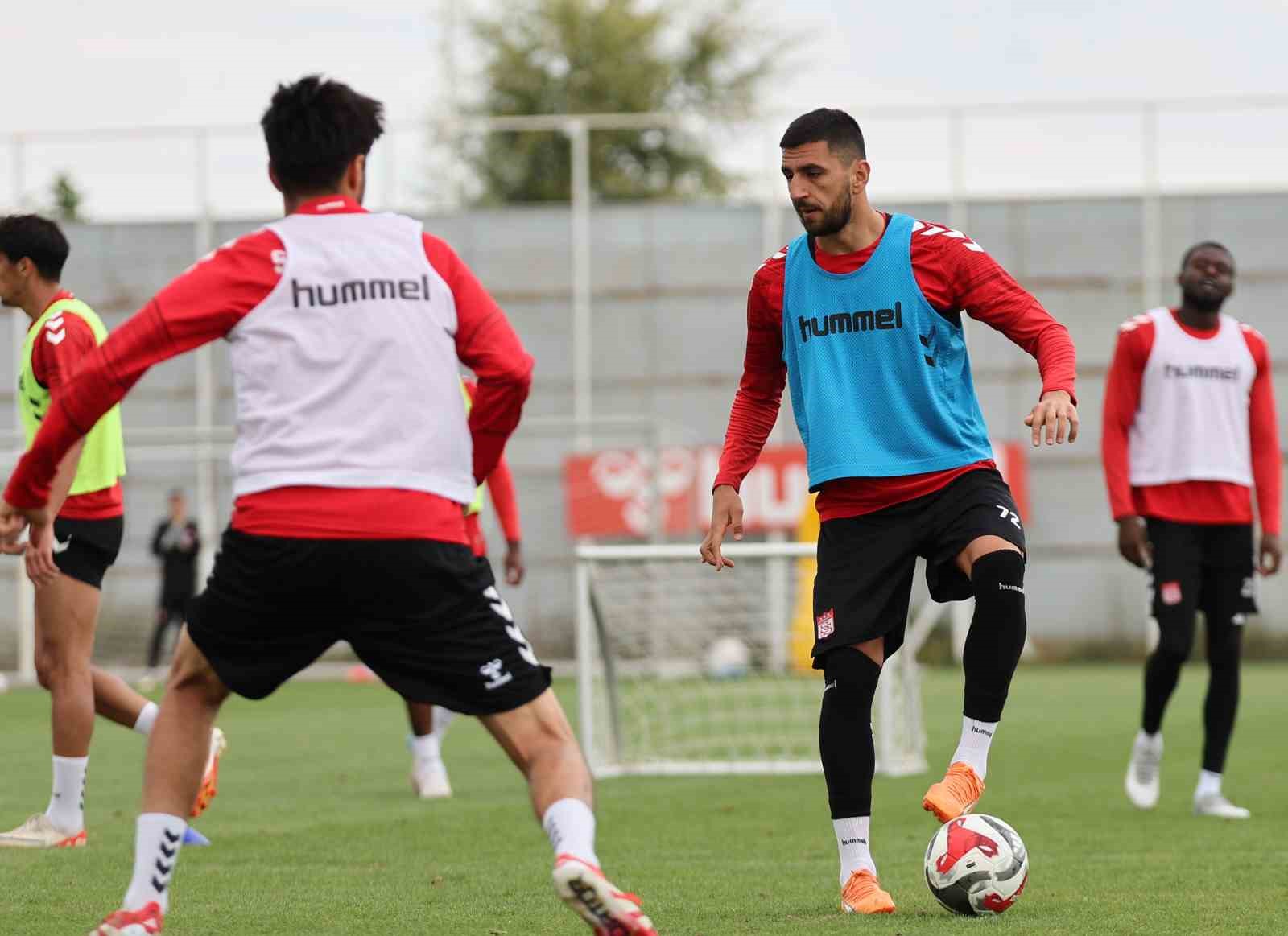 Sivasspor&rsquo;da Van Spor FK ma&ccedil;ının hazırlıkları s&uuml;r&uuml;yor
