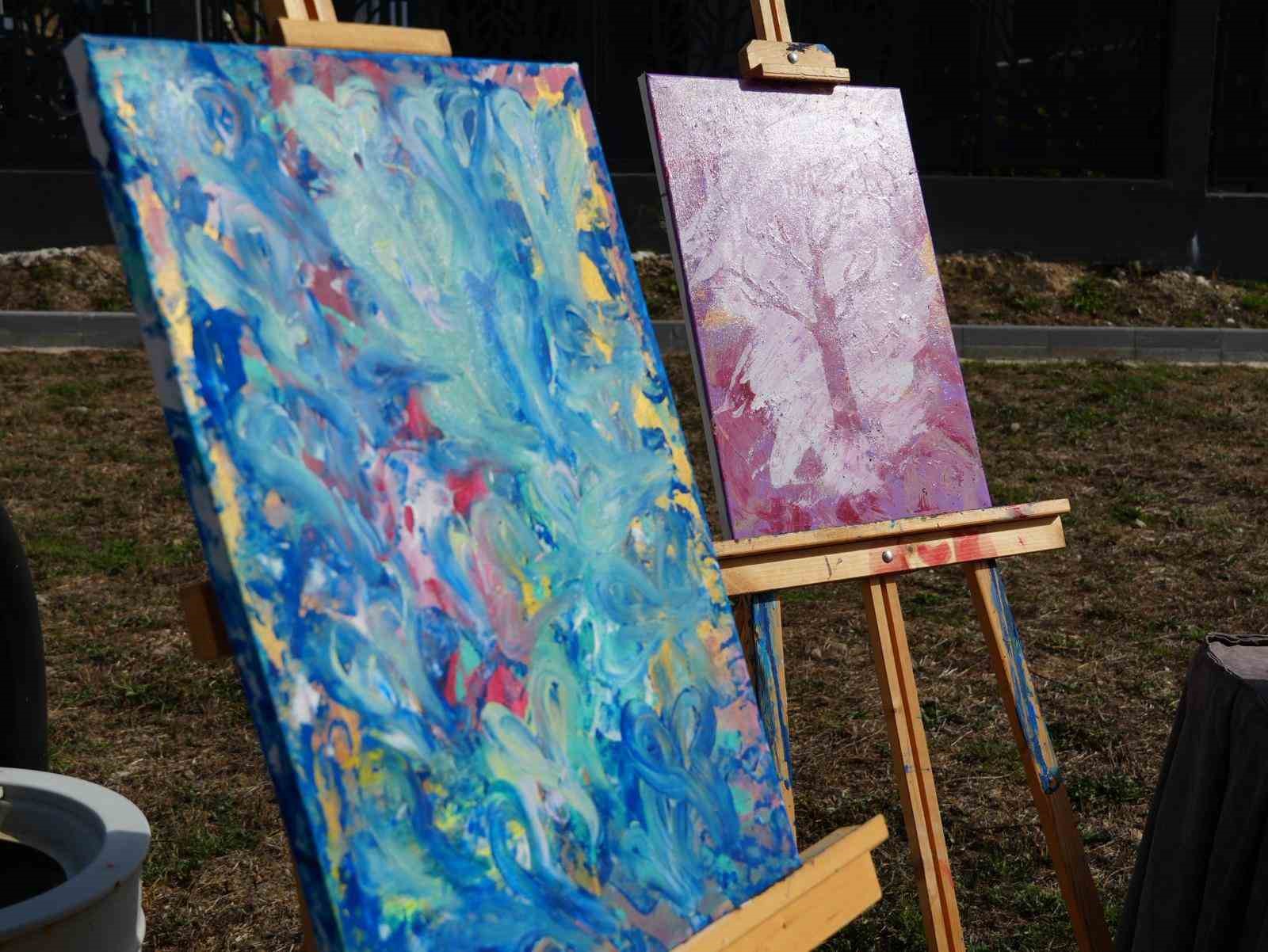 &lsquo;Ge&ccedil;mişin Altın İzleri&rsquo; sergisi ilgi g&ouml;rd&uuml;
