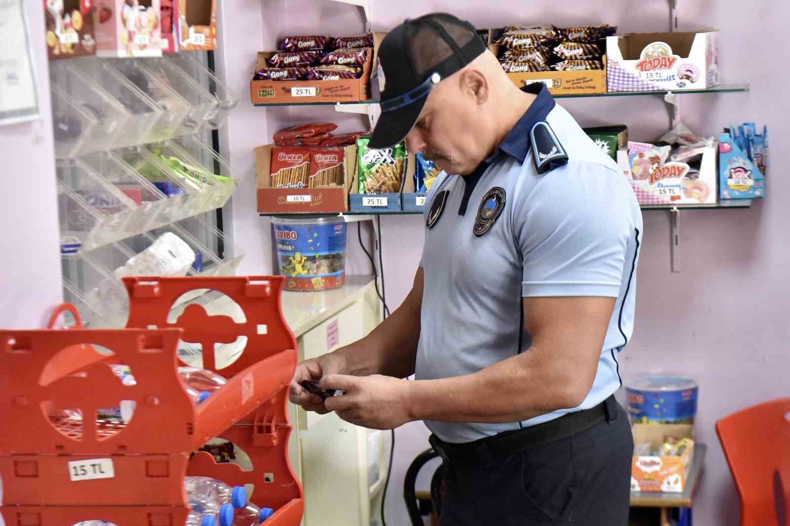 Balıkesir’de zabıta ekipleri kantinleri denetledi