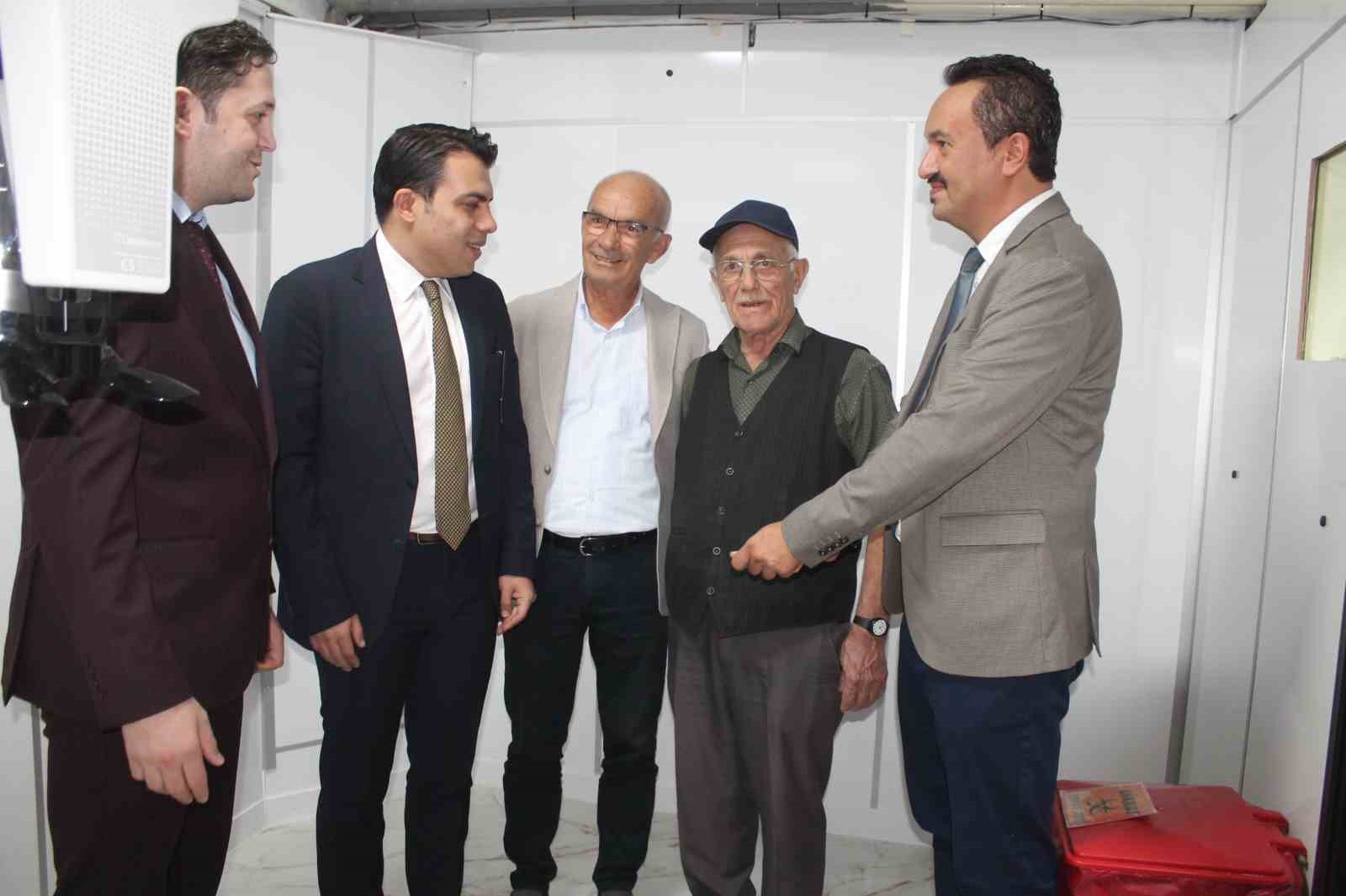 Manyas Devlet Hastanesi&rsquo;ne panoramik diş r&ouml;ntgen cihazı bağışlandı
