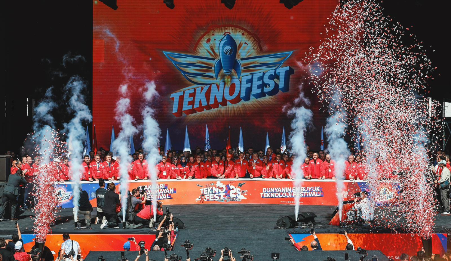 İnegöl Belediyesi gençleri Teknofest’e götürüyor